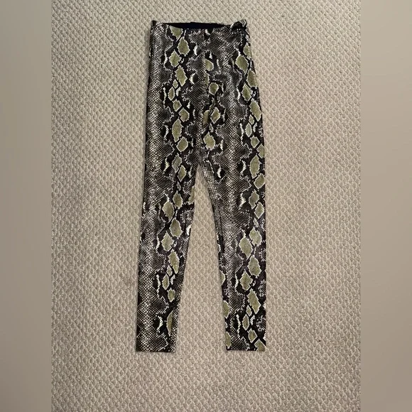 COMMANDO  Perfect Control Leggings snake print SIZE: MEDIUM - Picture 4 of 9